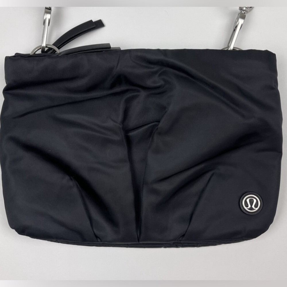 Lululemon Hip to be Free black bag can be messenger or belt bag or shoulder bag